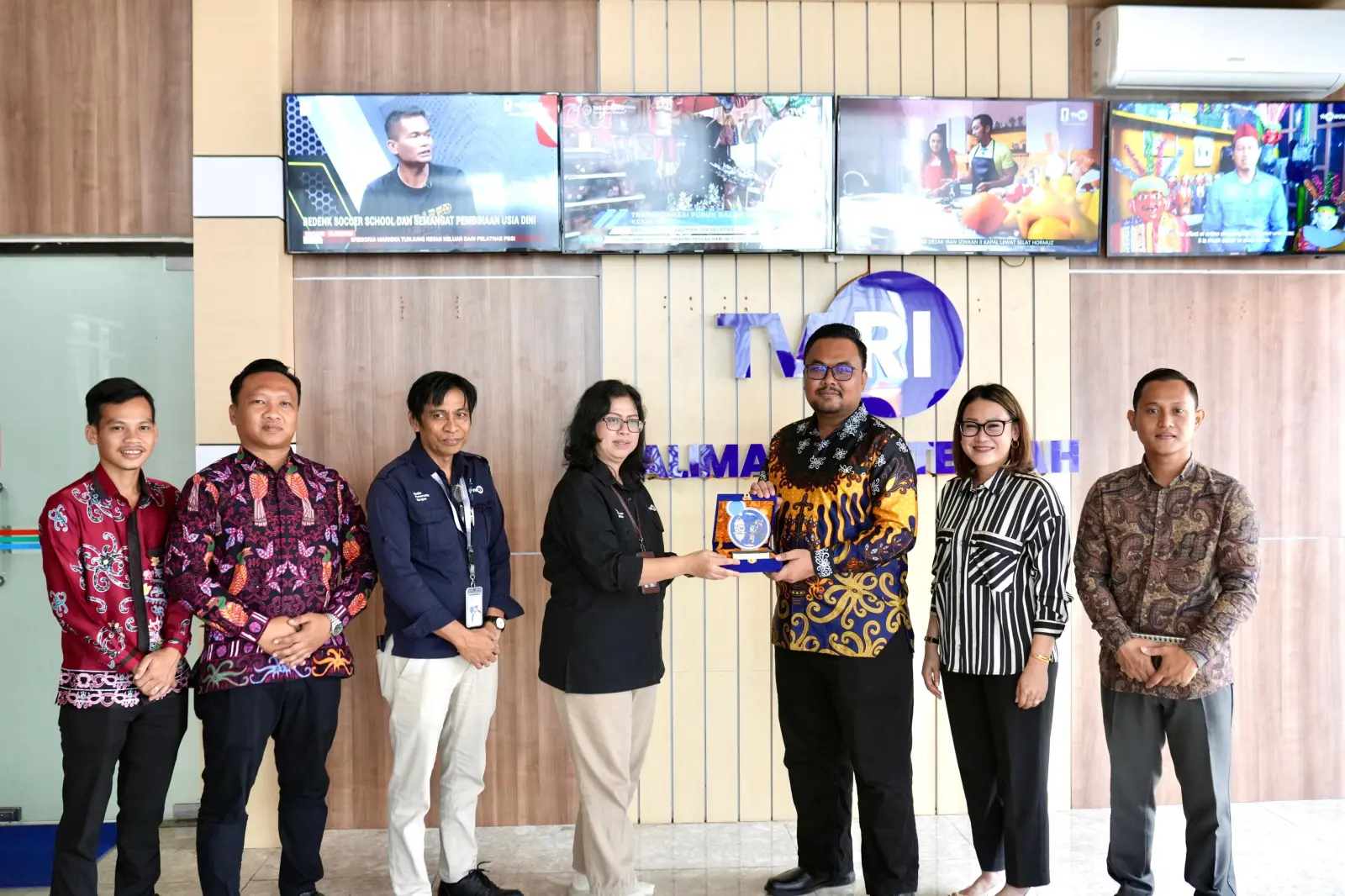 KPID KALTENG AWALI PROGRAM KERJA DENGAN KUNJUNGAN KE LEMBAGA PENYIARAN